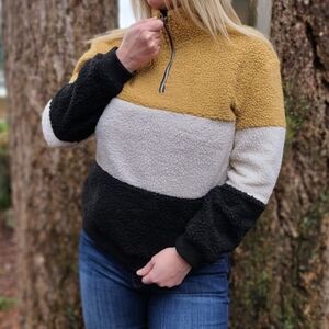 NEW Boutique Colorblock Sherpa